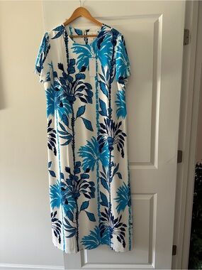 Lilly Pulitzer White Maxi Dress with Blue Palm Print